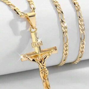 GOLD CROSS Bold Statement Necklace for Women – Chunky Luxury Fashion Jewelry